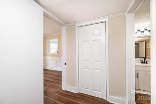 210 W 15th St, Newton, NC 28658 - Photo 24