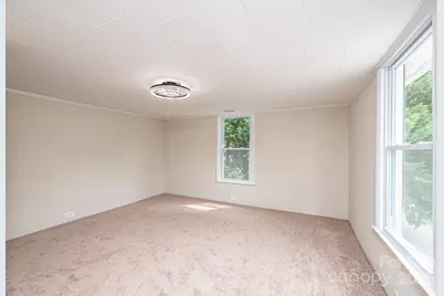 210 W 15th Street, Newton, NC 28658 - Photo 32