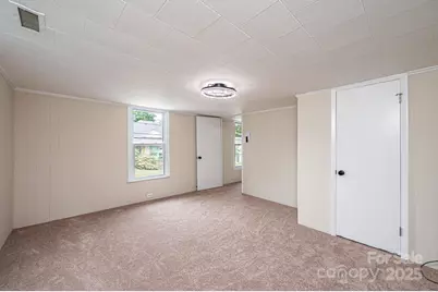 210 W 15th Street, Newton, NC 28658 - Photo 34