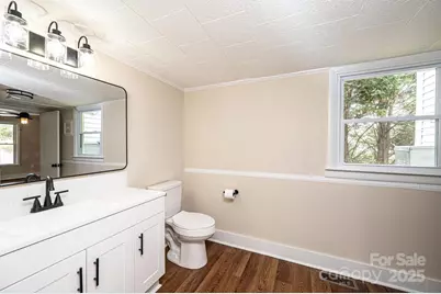 210 W 15th Street, Newton, NC 28658 - Photo 26