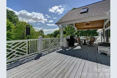 105 Spring Path, Hendersonville, NC 28739 - Photo 32