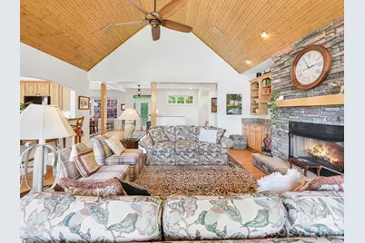 105 Spring Path, Hendersonville, NC 28739 - Photo 14