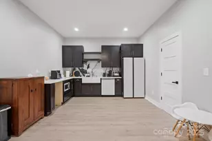 685 Knollcrest Dr NE, Concord, NC 28025 - Photo 30