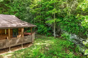 242 Eagles Roost Rd, Bryson City, NC 28713 - Photo 2