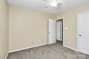2045 Flushing Ct, Charlotte, NC 28215 - Photo 18