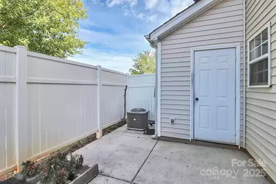 2045 Flushing Court, Charlotte, NC 28215 - Photo 24