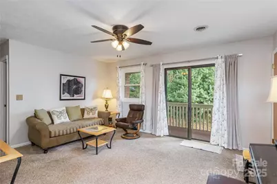 103 Oakwood Place #Unit 4, Hendersonville, NC 28792 - Photo 2