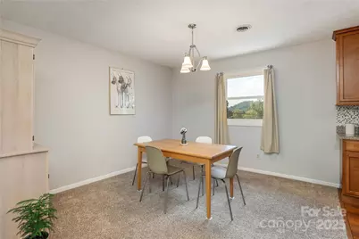 103 Oakwood Place #Unit 4, Hendersonville, NC 28792 - Photo 6