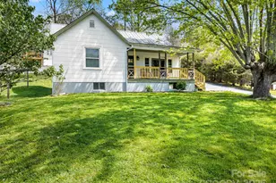 377 Cabin Rd, Spruce Pine, NC 28777 - Photo 2