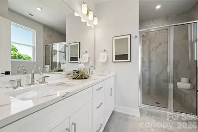 2009 Clarksdale Drive #39, Charlotte, NC 28206 - Photo 12