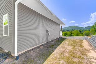 106 Thistle Field Dr, Asheville, NC 28806 - Photo 22