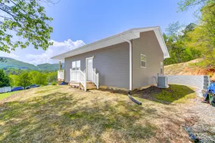 106 Thistle Field Dr, Asheville, NC 28806 - Photo 24