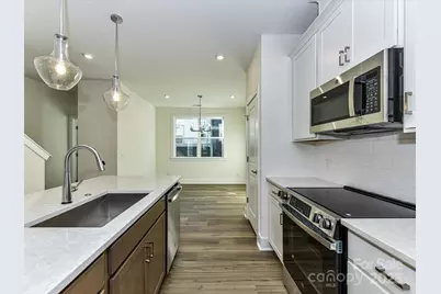 6013 Pivot Court, Charlotte, NC 28205 - Photo 12