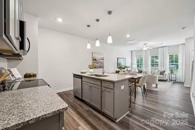 4738 Lakeview Road N #16, Charlotte, NC 28216 - Photo 10