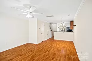 1215 Green Oaks Ln, Charlotte, NC 28205 - Photo 14