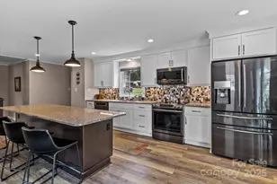 147 Bluewing Ln, Mooresville, NC 28117 - Photo 10