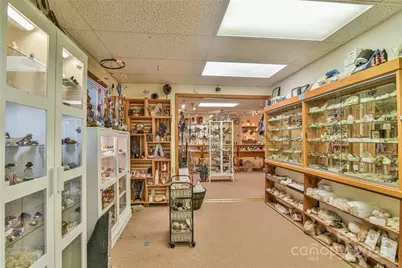 14622 226 Highway, Spruce Pine, NC 28777 - Photo 20