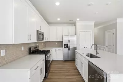 6027 Veld Court, Charlotte, NC 28215 - Photo 10