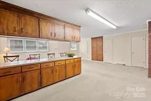 301 Museum Rd, Statesville, NC 28625 - Photo 20