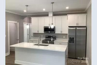 302 W Second Street, Lowell, NC 28098 - Photo 4