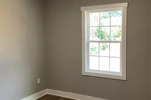 302 W 2nd St, Lowell, NC 28098 - Photo 14