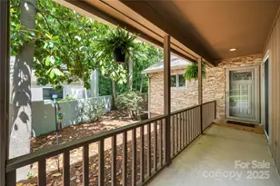 7 Turtle Ln, Clover, SC 29710 - Photo 2