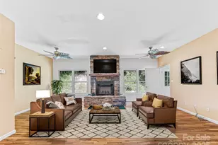 600 Charisma Dr, Marshall, NC 28753 - Photo 16