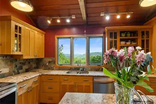 151 Heatherly Heights Rd, Saluda, NC 28773 - Photo 4