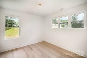 4547 Kings Ct, Hickory, NC 28602 - Photo 20