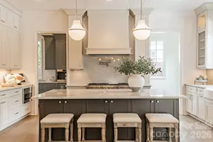 2113 Brandon Cir, Charlotte, NC 28211 - Photo 10