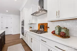 13618 Tranquil Day Dr, Matthews, NC 28105 - Photo 12