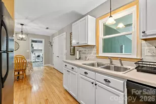 150 Deerwoode Ln, Brevard, NC 28712 - Photo 10