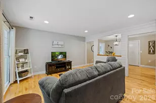 150 Deerwoode Ln, Brevard, NC 28712 - Photo 4
