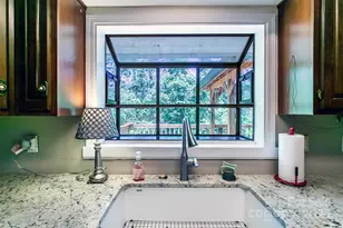 75 Hawthorne Dr, Brevard, NC 28712 - Photo 18