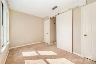 216 S Clarkson St, Charlotte, NC 28202 - Photo 16