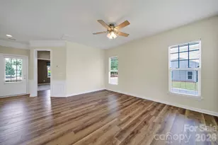 28129 Song Sparrow Ln, Fort Mill, SC 29707 - Photo 6