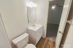 6041 Misty Way Ln, Charlotte, NC 28212 - Photo 18