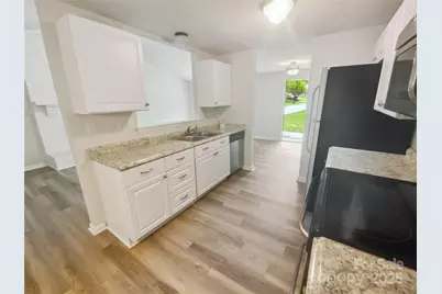 6041 Misty Way Lane, Charlotte, NC 28212 - Photo 12