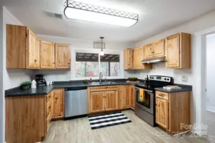 1211 & 1213 Upper Brush Creek Rd, Fairview, NC 28730 - Photo 14