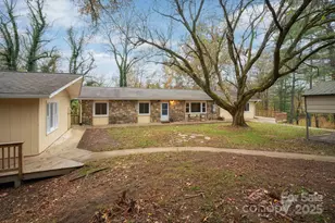 1211 & 1213 Upper Brush Creek Rd, Fairview, NC 28730 - Photo 4