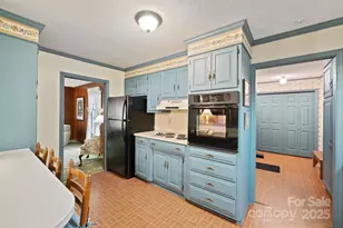 112 Julia Dr, Lincolnton, NC 28092 - Photo 4