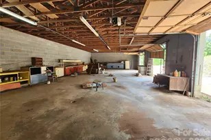 130 Susan Rd, Casar, NC 28020 - Photo 12