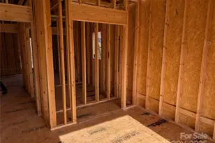 5190 Joseph Ct, Hickory, NC 28602 - Photo 10