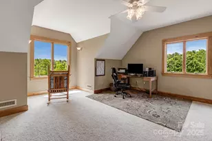 2912 Windswept Ridge Rd, Marshall, NC 28753 - Photo 18