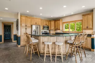 2912 Windswept Ridge Rd, Marshall, NC 28753 - Photo 6