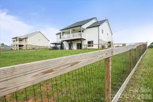 78 Grace Estates Dr, Marion, NC 28752 - Photo 2