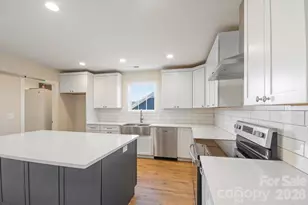 78 Grace Estates Dr, Marion, NC 28752 - Photo 10