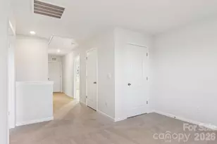 823 Adelston Ln, Asheville, NC 28804 - Photo 32