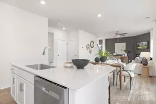 823 Adelston Ln, Asheville, NC 28804 - Photo 8