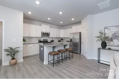 4045 Port Richmond Avenue #10, Gastonia, NC 28056 - Photo 6